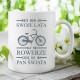 Może mam już swoje lata, ale na rowerze czuję się jak pan świata - kubek na prezent