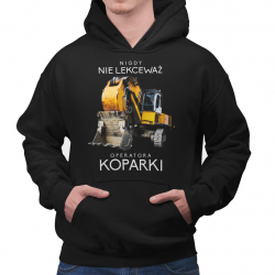 Nigdy nie lekceważ operatora koparki - męska bluza z nadrukiem