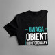 Obiekt monitorowany przez ratowniczkę - męska koszulka z nadrukiem