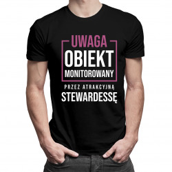 Obiekt monitorowany przez stewardessę - męska koszulka z nadrukiem