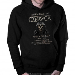 Jestem facetem z czerwca. Mam 3 oblicza - męska bluza z nadrukiem